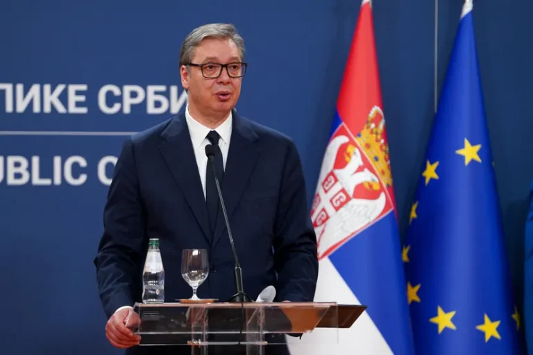 Srbija traži mesto u ekonomiji budućnosti: Važne poruke nakon susreta sa Džefrijem Saksom